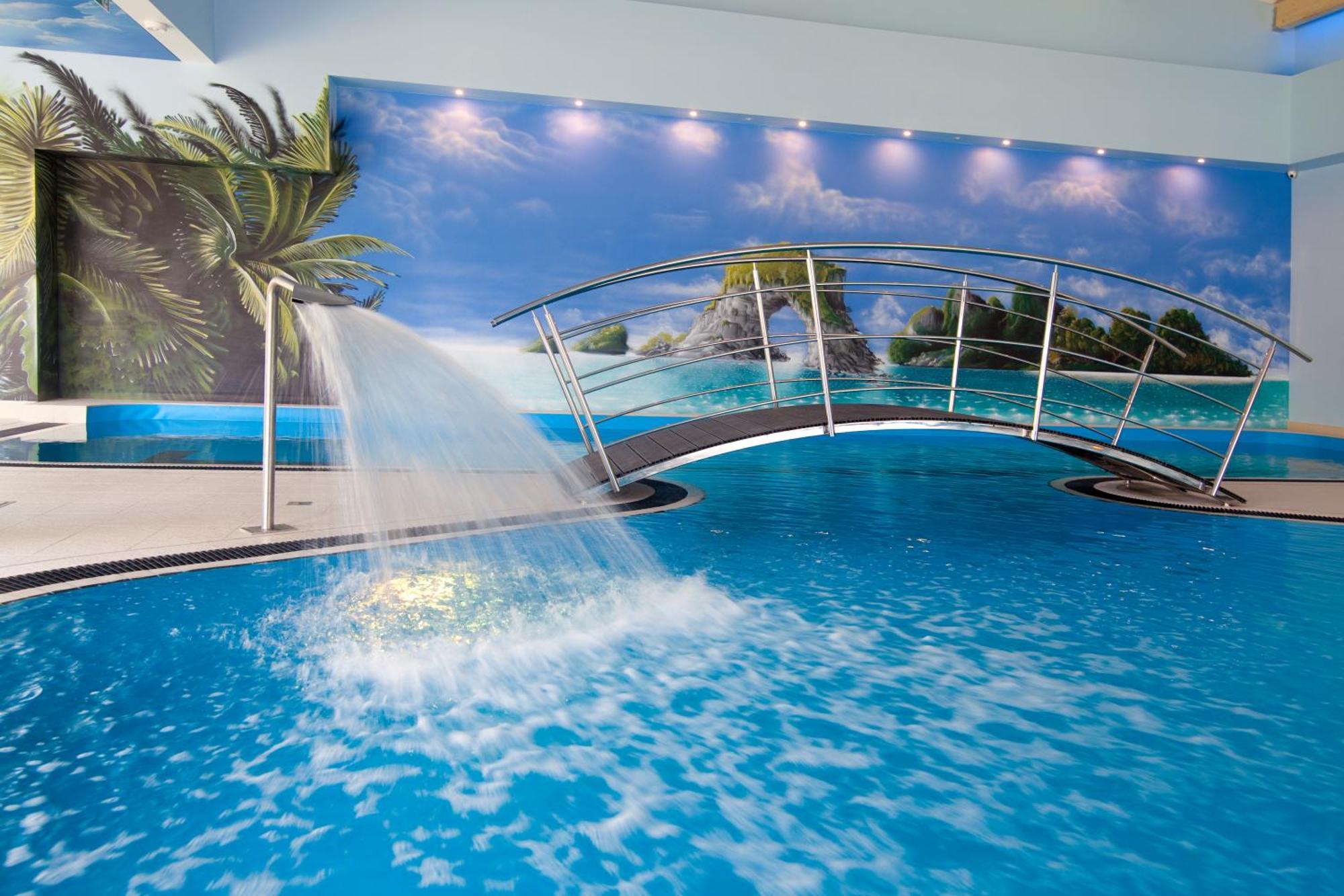 Imperiall Resort & Medispa อุสตรอเนียมอร์สเกีย ภายนอก รูปภาพ
